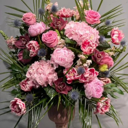 Pembe İhtişam