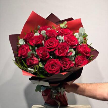 15 Kırmızı Ekvator Gül